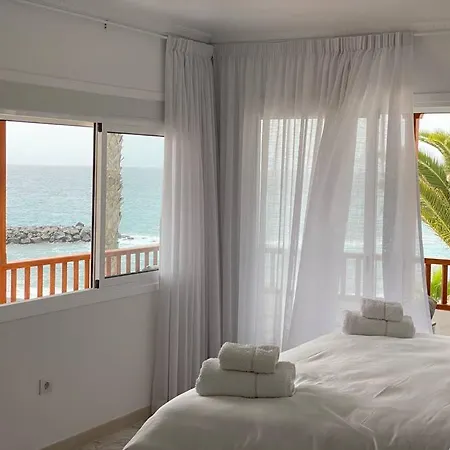 Tranquila, Playa Del Duque Holiday home