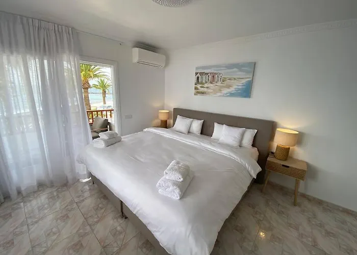Tranquila, Playa Del Duque 度假居 *